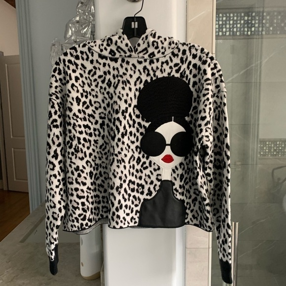 Alice + Olivia Oscar Embellished Relaxed Hoodie - Picture 7 of 12